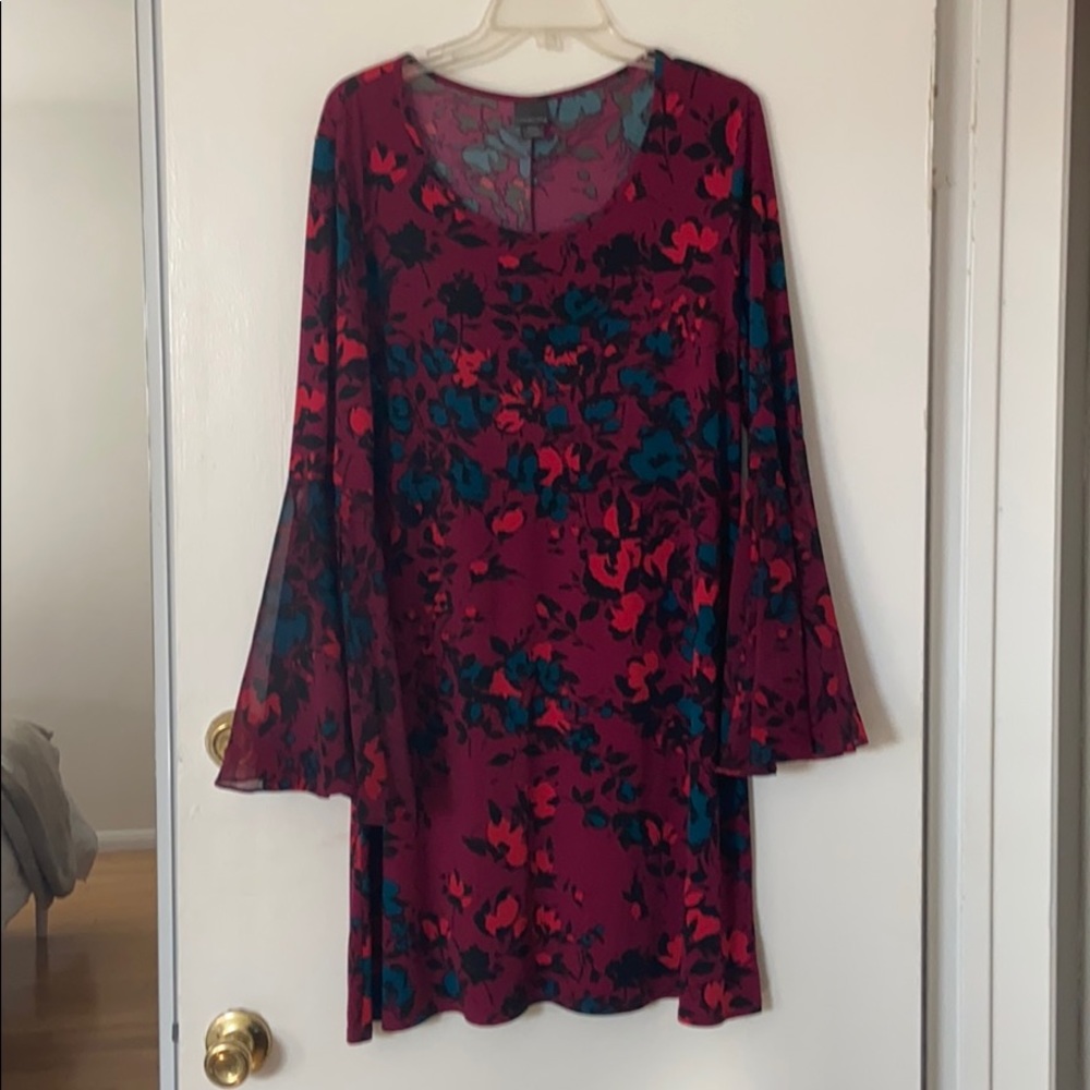 Dress with bell sleeves
